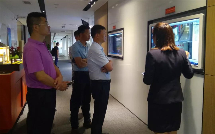 物業公司赴深圳考察調研智慧園區建設情況