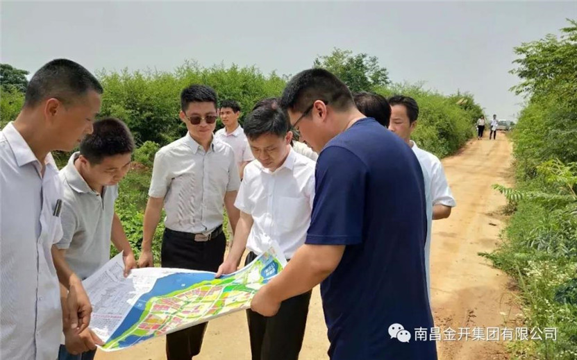 區(qū)黨工委副書記程建兵現(xiàn)場調(diào)度儒樂湖新城項(xiàng)目