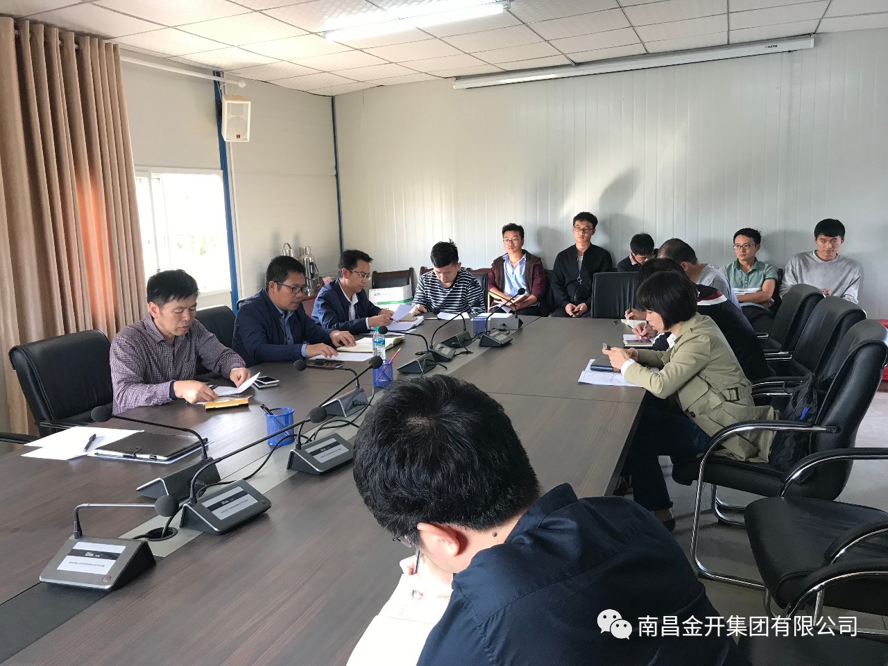 儒樂湖新城項目組織召開設計、施工、咨詢協調會
