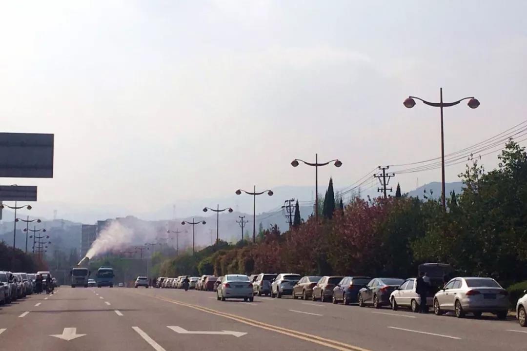 人機結合清掃保潔 有效抑制道路揚塵