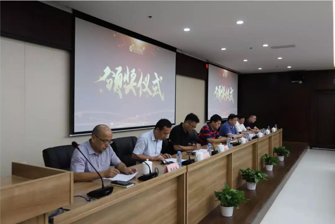 是他們?yōu)榧瘓F獲評“省級文明單位”作出突出貢獻