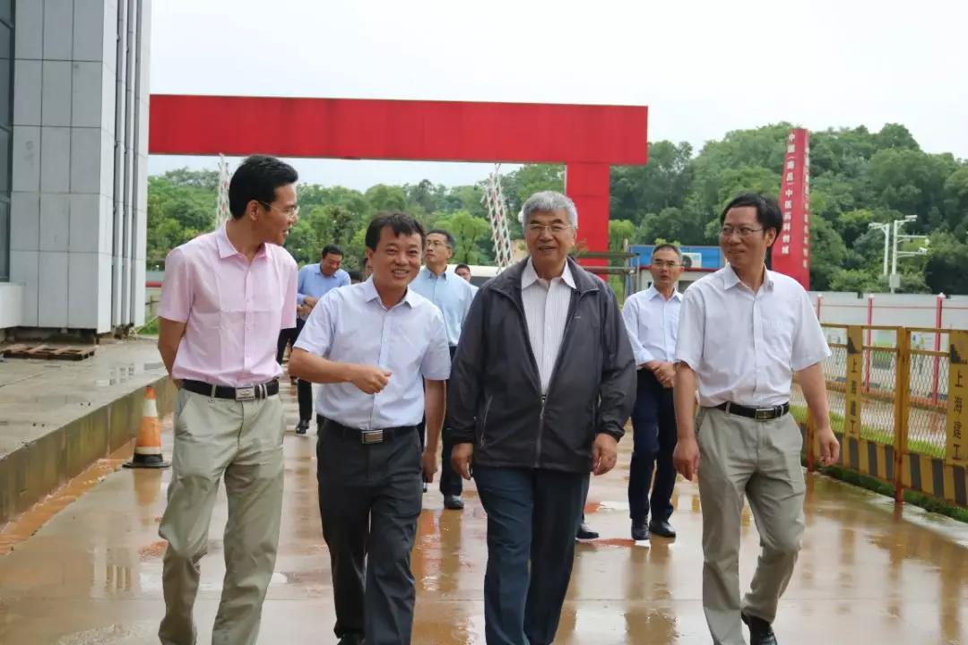 中科院原副院長調(diào)研中醫(yī)藥科創(chuàng)城