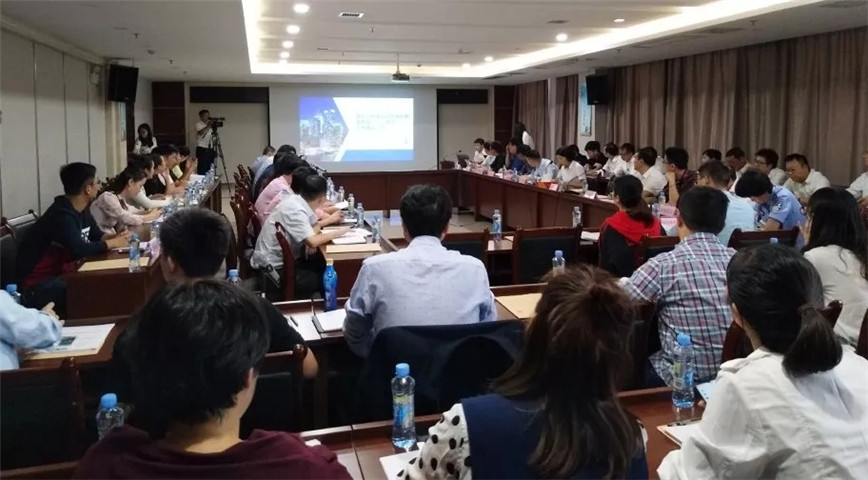 金開集團(tuán)參加市建設(shè)項(xiàng)目審批制度改革運(yùn)行座談會(huì)
