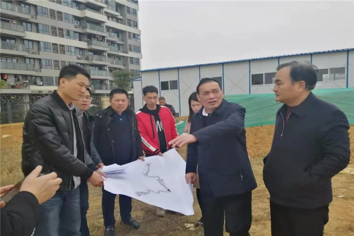 龍潭水渠景觀提升改造工程足球場即將開工建設