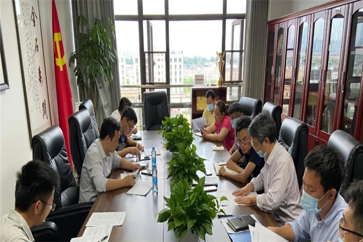 集團黨委委員、紀委書記方義發主持召開督查督辦專項調度