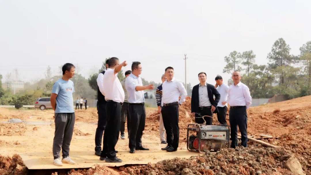 李茶根調研督導重點項目建設工作
